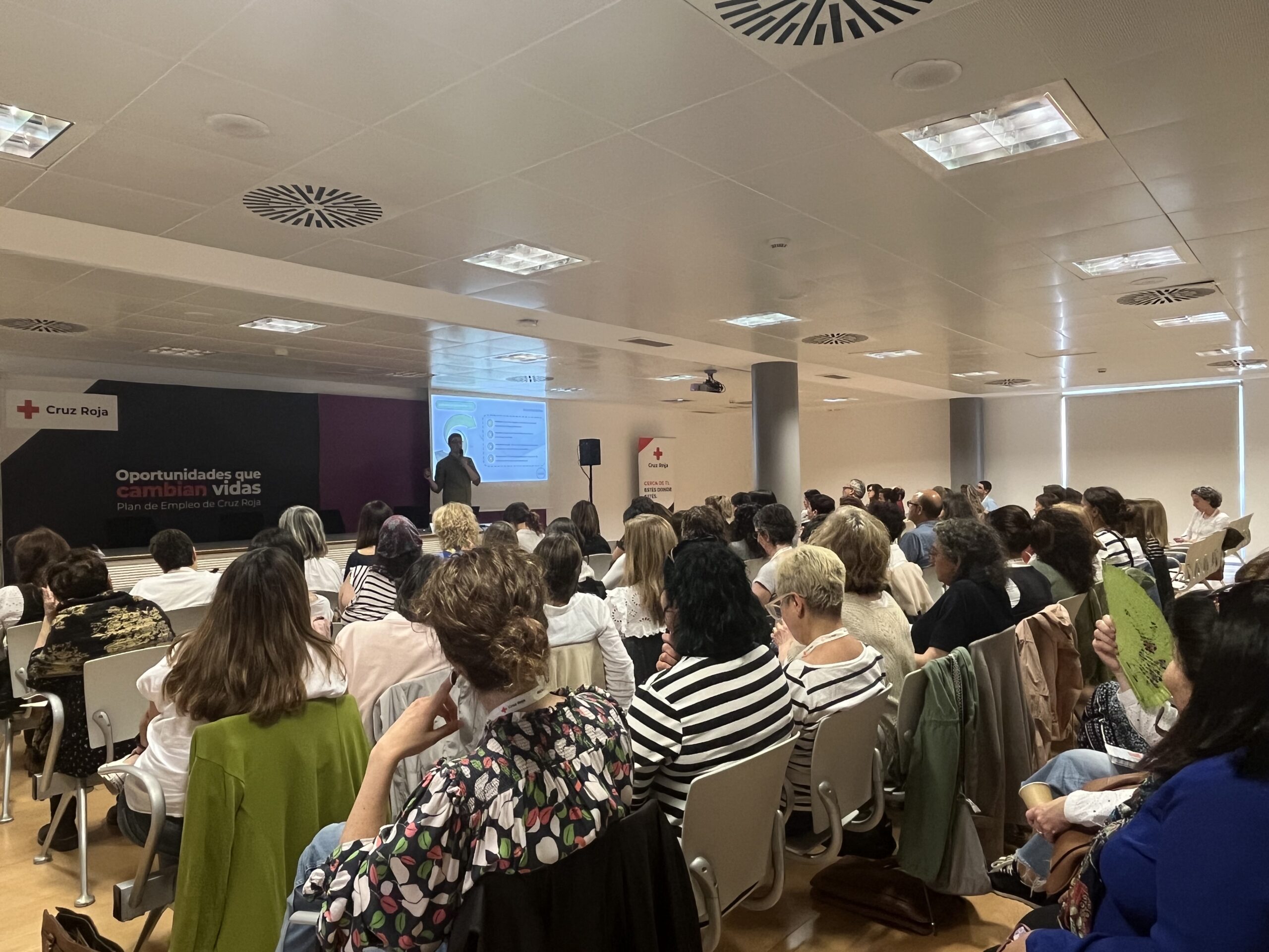 Conferencia para Cruz Roja para técnicos de empleo